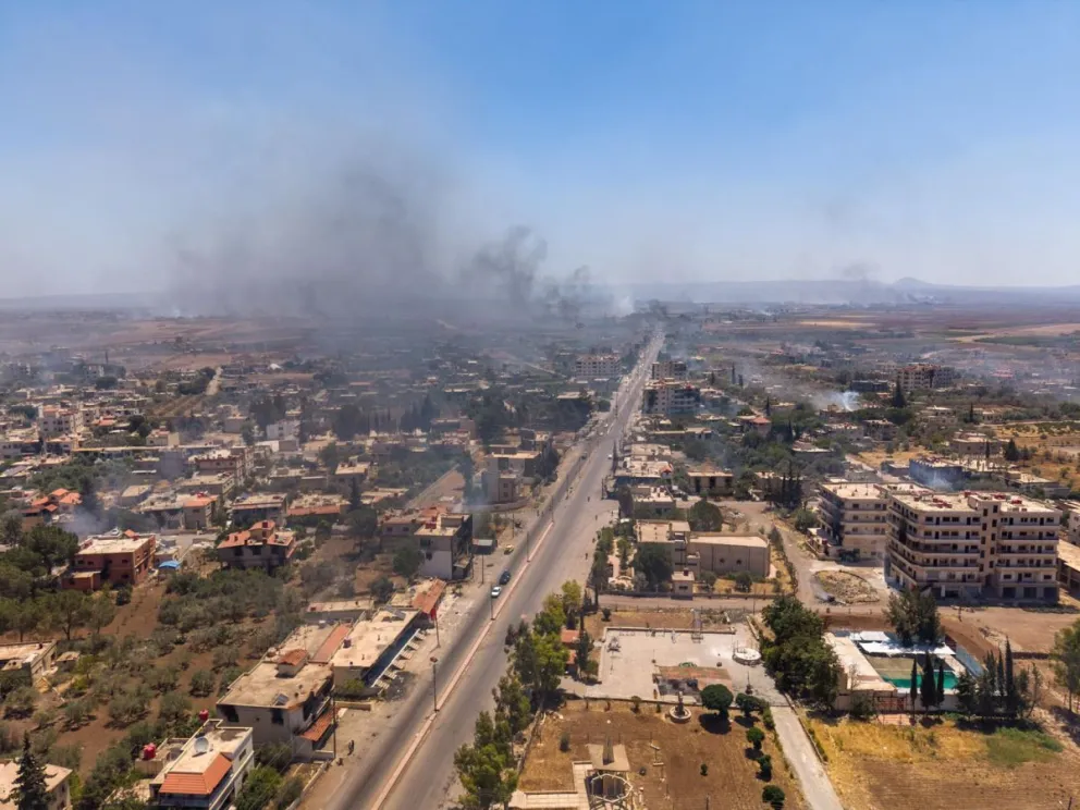 Imagen aérea tomada por un dron muestra en la ciudad de Al-Mazra'a luego de los enfrentamientos entre tribus beduinas y facciones drusas locales. Fotos: EFE