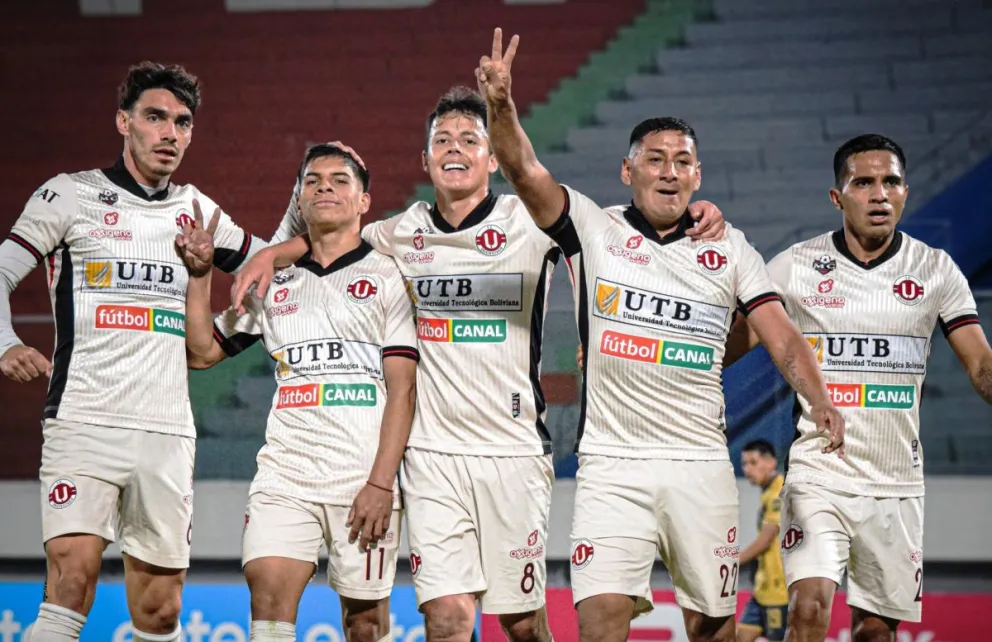 La celebración de los manzaneros que golearon a GV San José. Foto: UV