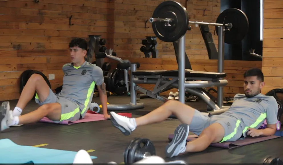 Jugadores de San Antonio en una sesión de gimnasio en Manizales. Foto: San Antonio Bulo Bulo