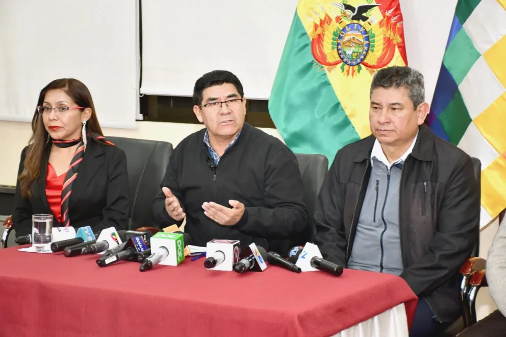 Autoridades del Ministerio de Educación ofrecieron este miércoles una conferencia de prensa. Foto: Ministerio de Educación