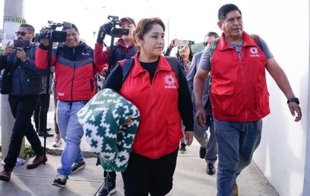 Ruth Nina cuando ingresaba a la fuerza anticrimen, en Cochabamba. Foto: Abya Yala