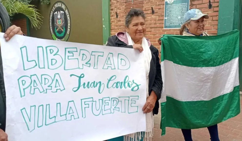 Una vigilia en Santa Cruz exige la liberación de Juan Carlos Villafuerte. Foto: Mercedes Fernández / Asuntos Centrales