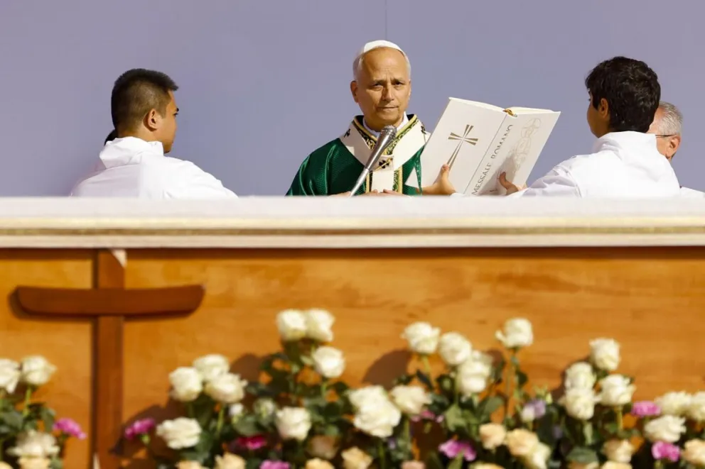 El papa León XIV preside la Santa Misa con motivo del Jubileo de la Juventud, en Tor Vergata en Roma, Italia, Foto: EFE