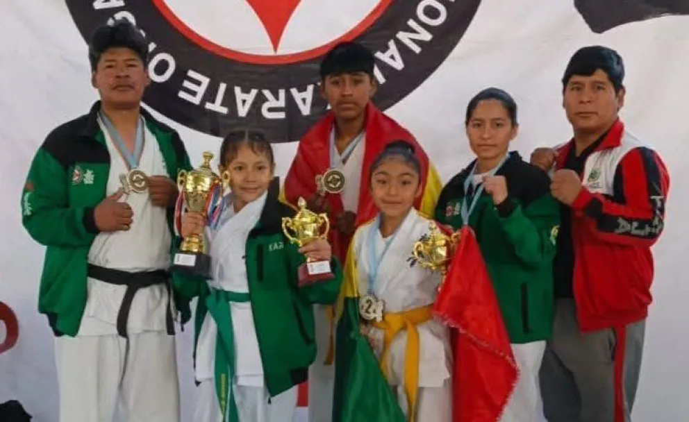 Los deportistas que compitieron en Chile. Foto: Feboka.