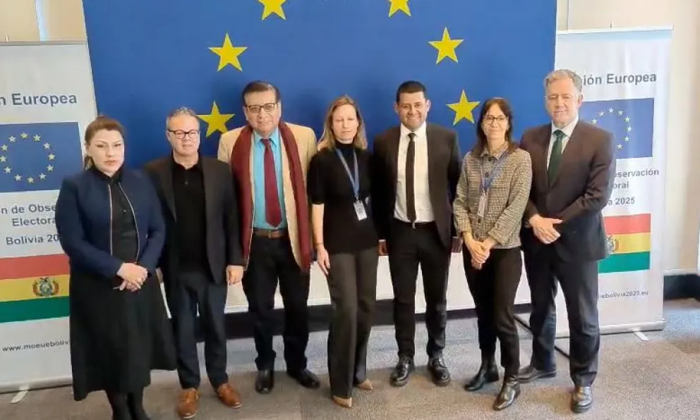 El presidente del TCP, Gonzalo Hurtado con la misión de la UE, este viernes. Foto: Captura de video