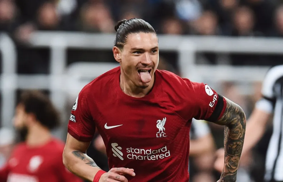Núñez celebra uno de los goles que anotó con el cuadro ingles. Foto: Liverpool FC.