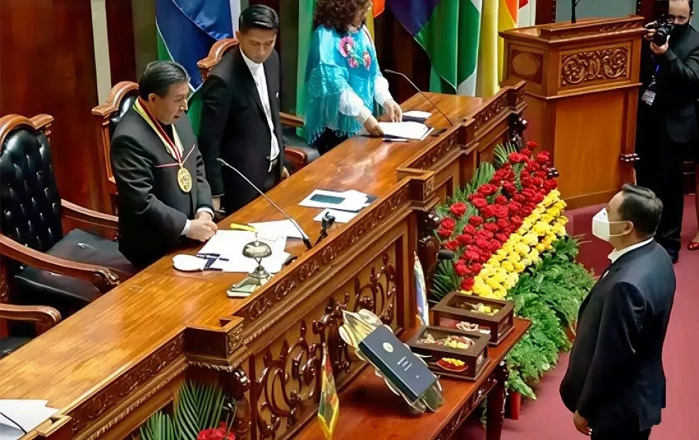 Luis Arce juró a la Presidencia la mañana del 8 de noviembre de 2020, después de ganar las elecciones. Foto: ABI