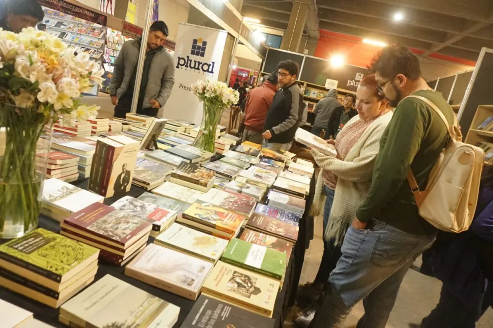 Visitantes en la FIPAZ, en su versión 29 de este 2025. Foto: APG