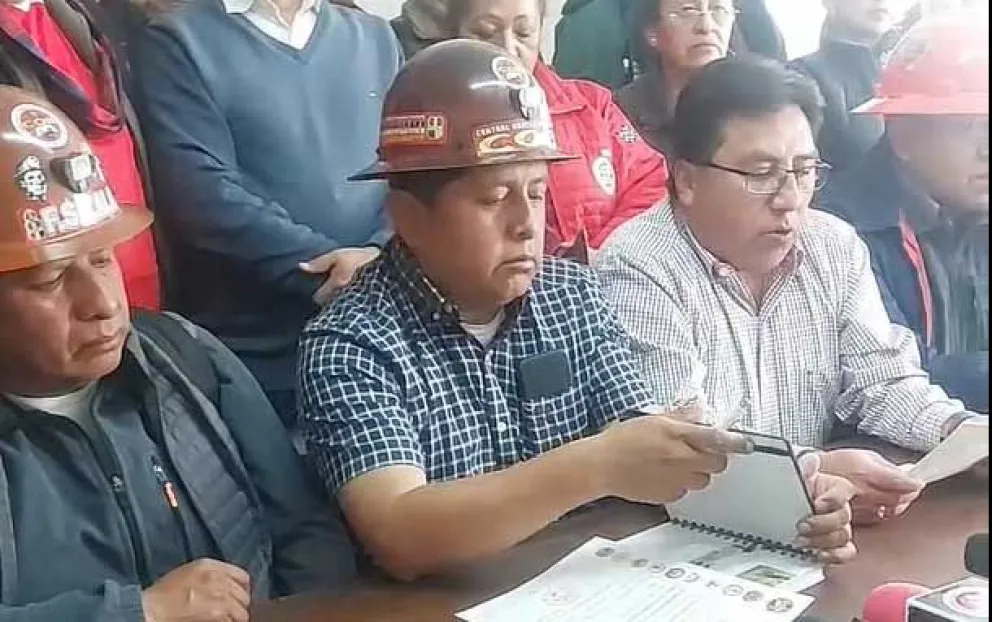 Huarachi en la conferencia de prensa. FOTO: Captura de video de Unitel