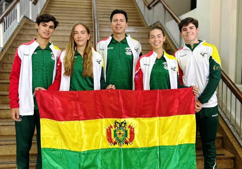 Los golfistas nacionales que están a punto de ingresar en competencia. Foto: FBG