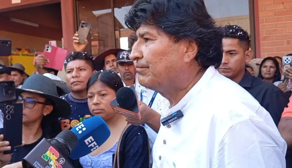 Morales, durante sus declaraciones, tras emitir su voto. Foto: captura RKC