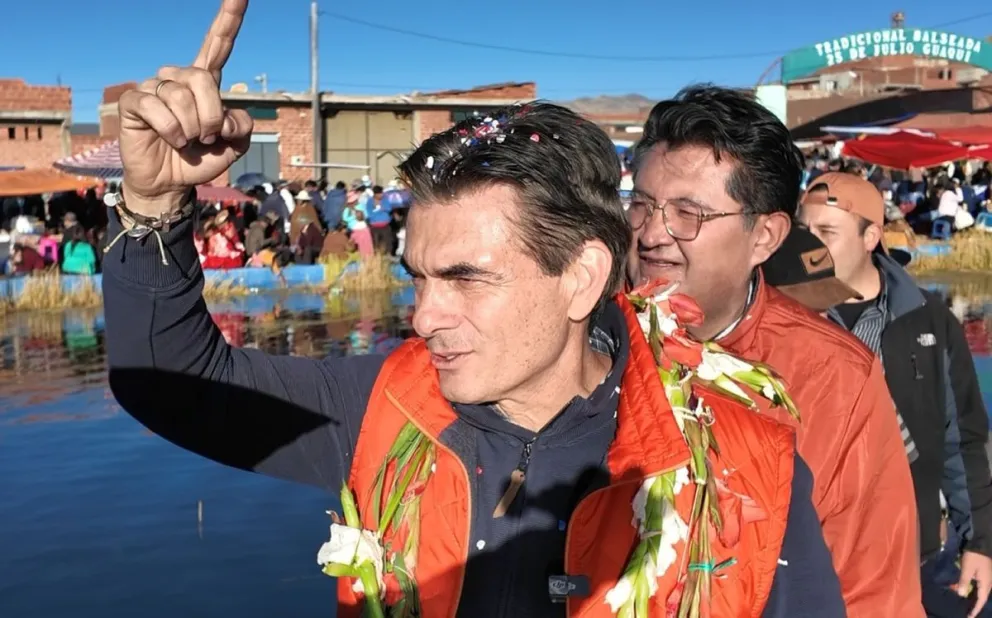Rodrigo Paz Pereira durante uno de sus actos de campaña. Fuente: Rodrigo Paz Pereira