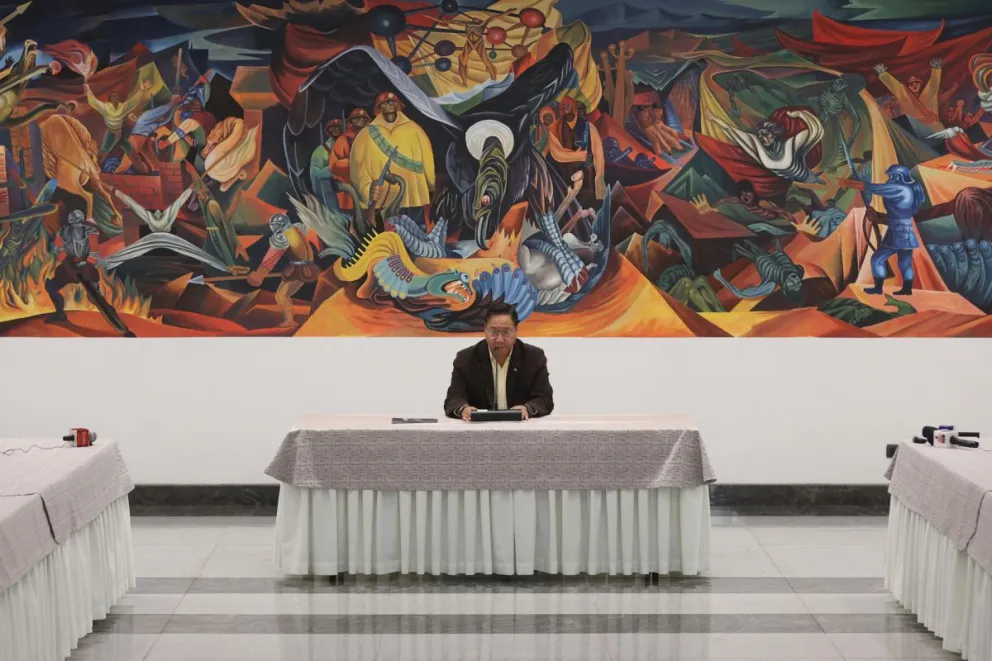 El presidente Luis Arce habla durante una rueda de prensa este jueves, en La Casa Grande del Pueblo. Foto: EFE
