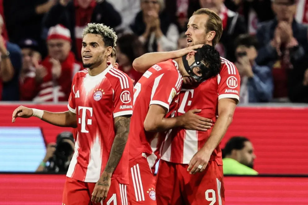Jugadores del Bayern celebran uno de sus seis goles. Foto: EFE.