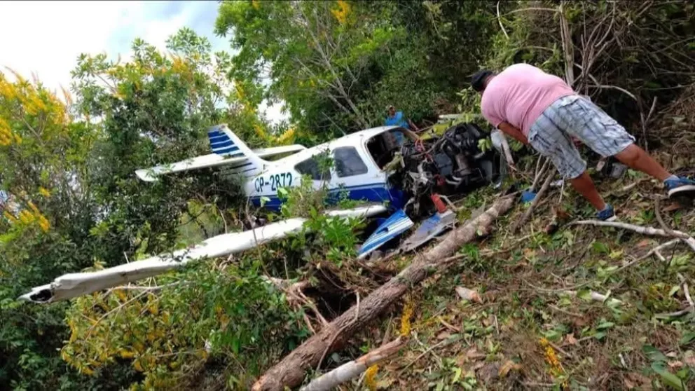 La avioneta que se precipito hoy cerca de San Borja. Foto: Jasayé digital