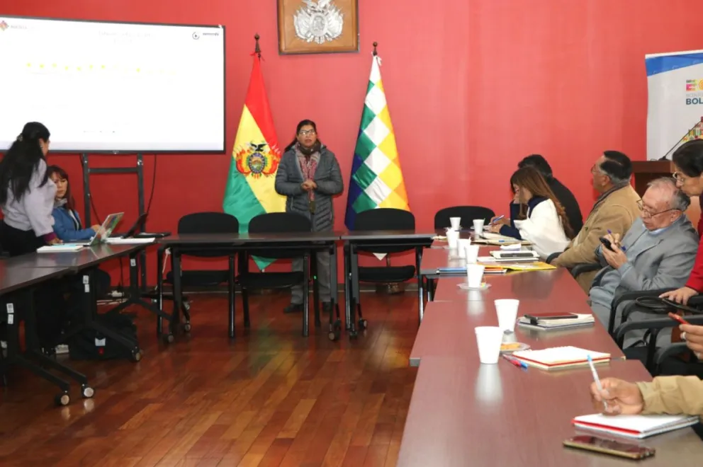 La reunión del Comité Intersectorial de Análisis y Vigilancia Epidemiológica en Salud. Foto: Ministerio de Educación