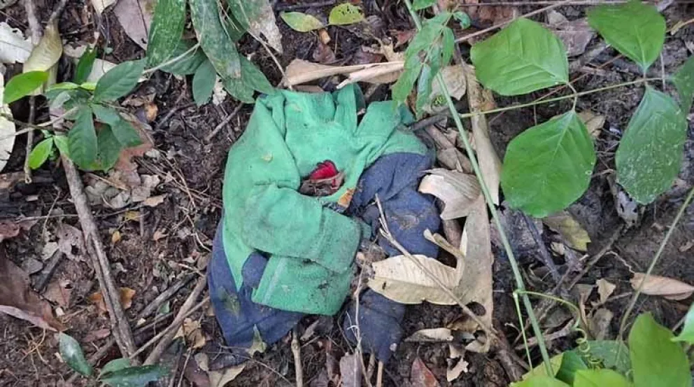 Las prendas de una de las víctimas asesinadas en el trópico de Cochabamba. Foto: Los Tiempos