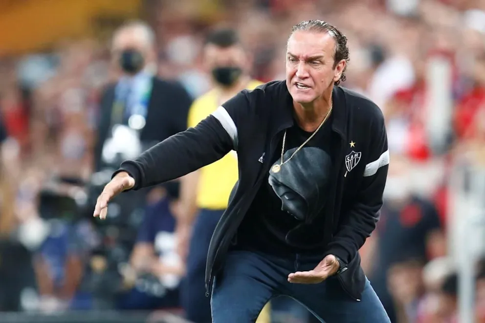 Cuca no llegará a La Paz con el Mineiro ya que fue despedido. Foto: GE