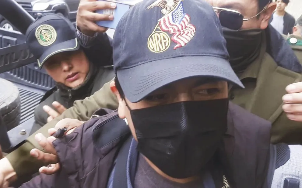 Marco Pumari cuando salió de cárcel en agosto. Foto: Archivo APG