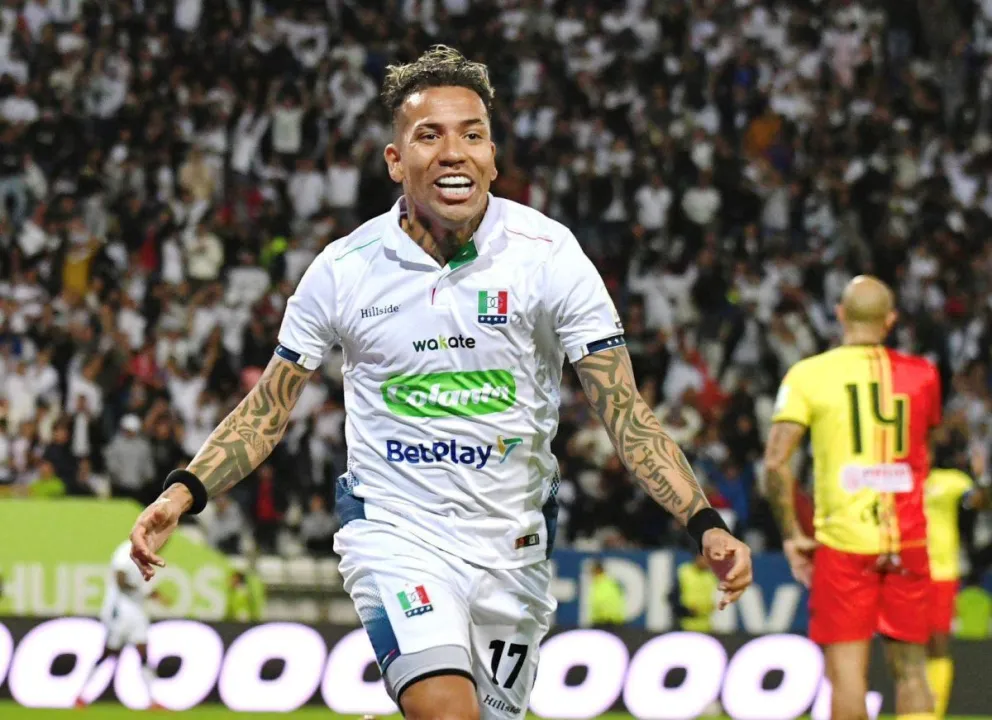 Dayro Moreno celebra uno de los goles que marcó en el Once Caldas. Foto: WS