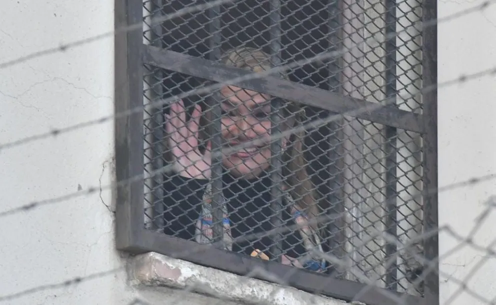 La expresidenta Jeanine Añez, ayer viernes, antes de su audiencia cautelar por el caso Sacaba. Foto: APG