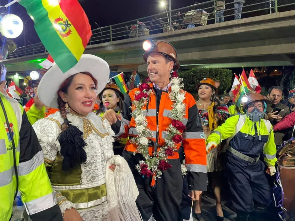 El candidato Jorge Quiroga en la fiesta de Ch'utillos. Foto: Libre Potosí.