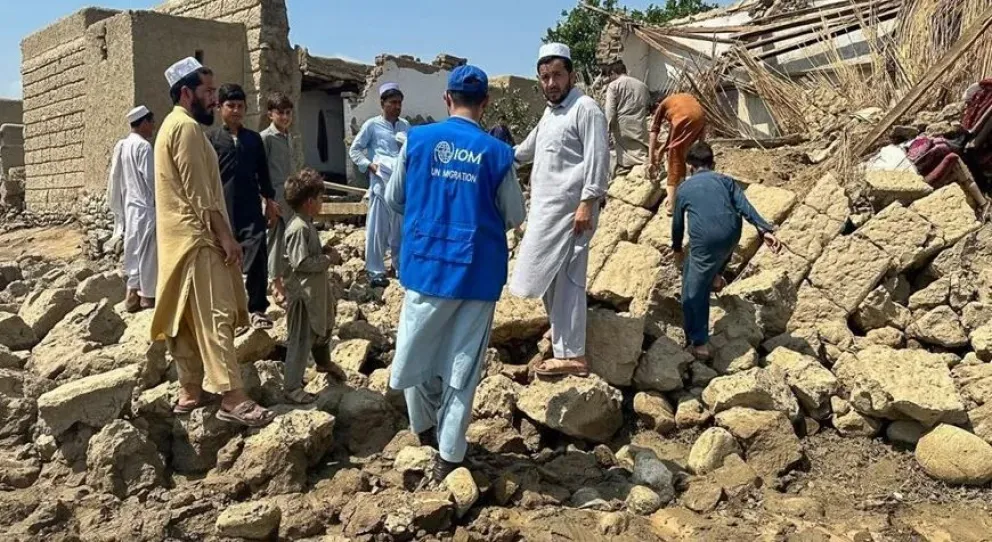Más de 600 personas han muerto y unas 2.000 han resultado heridas después de que un fuerte terremoto. Foto: EFE
