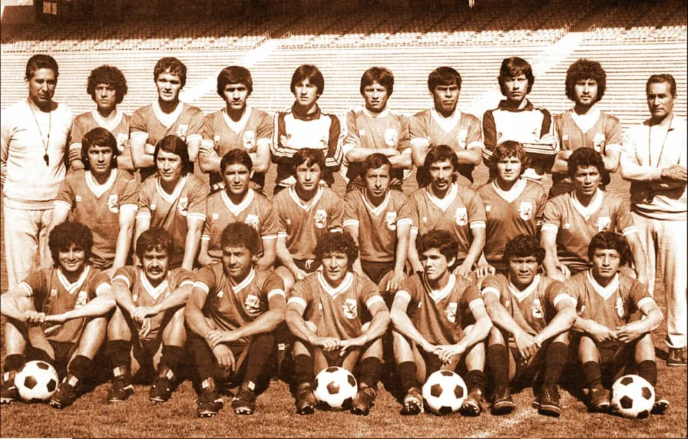 La Selección boliviana que jugó la Copa América de 1983. Wilfredo Camacho era el entrenador. Foto: colección Willian Martínez
