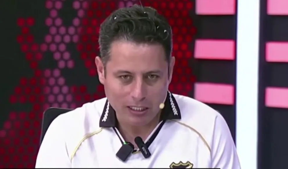 Edman Lara durante la entrevista en el programa No Mentirás.