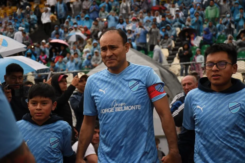 Sandy, en la previa del Partido de Leyendas de Bolívar. Foto: Agencia Marka Registrada.