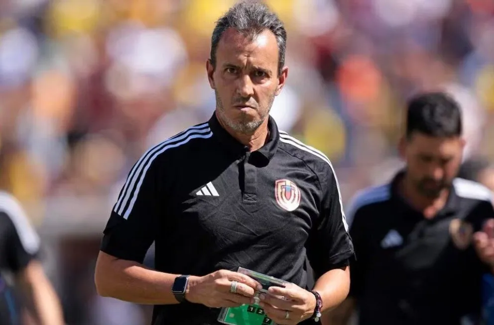 Fernando Batists director técnico de la selección venezolana de fútbol. Foto: EFE