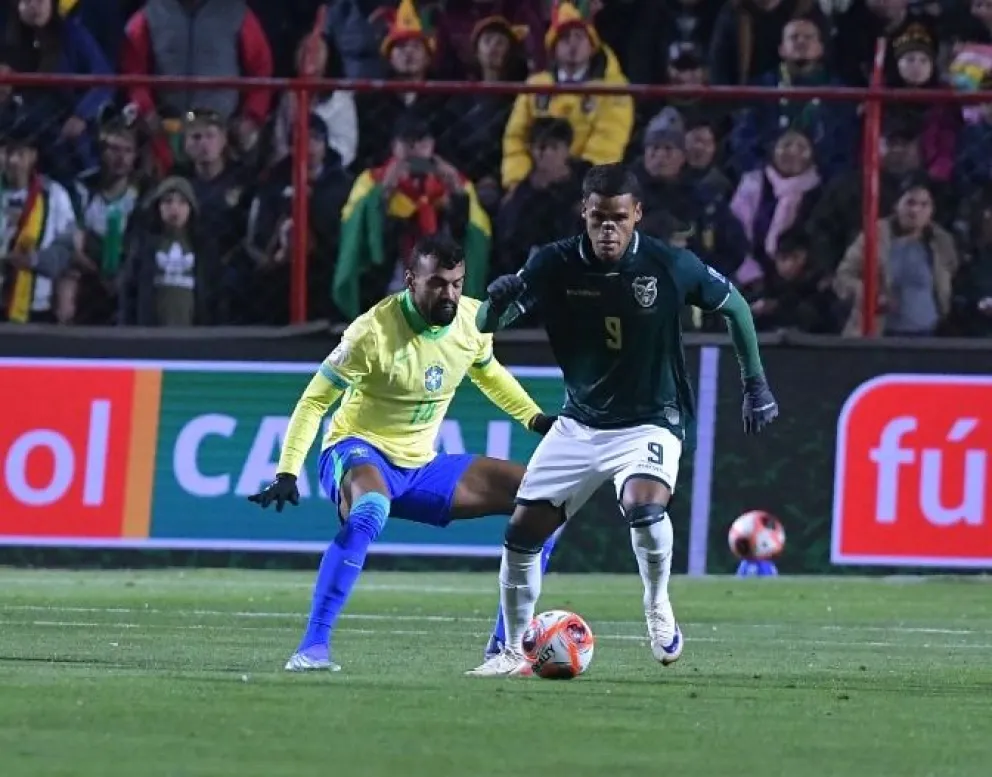 Una incidencia del encuentro disputado en Villa Ingenio. Foto: APG