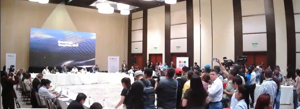 El encuentro fue organizado por el TSE en la ciudad de Santa Cruz de la Sierra. Foto: Captura de video