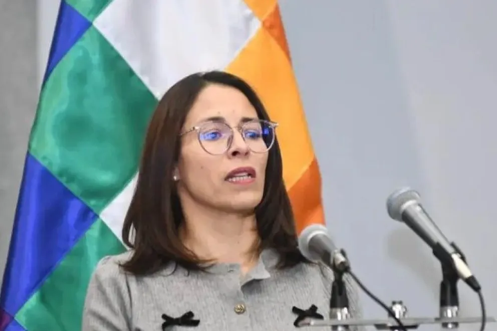 La ministra de Justicia, Jessica Saravia, en una conferencia de prensa anterior. Foto: APG