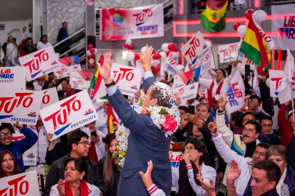 Jorge Tuto Quiroga  en una campaña de Libre. Foto: Erbol