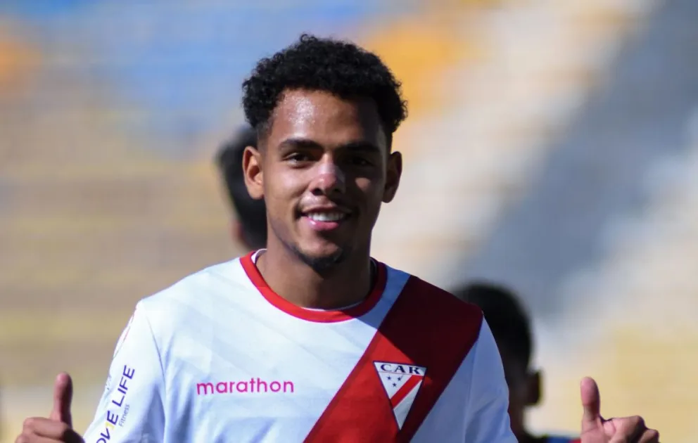 Paniagua en un partido anterior de Always. Foto: Club Always Ready.