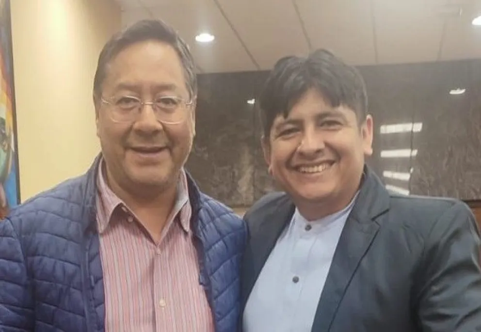 Cuéllar junto a Arce, en octubre de 2024. Foto: RRSS del diputado