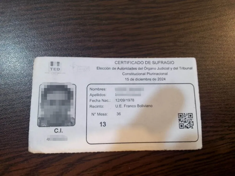 Un certificado de sufragio. FOTO: Visión 360