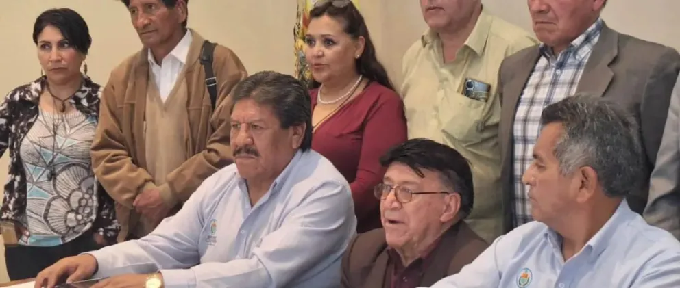 Representantes cívicos en la reunión en Cochabamba. FOTO: Captura de video de Unitel
