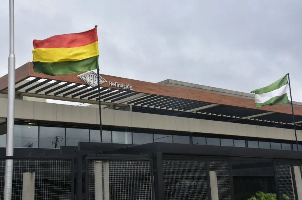 Instalaciones de YPFB Refinación en Santa Cruz. Foto:  Visión 360 archivo