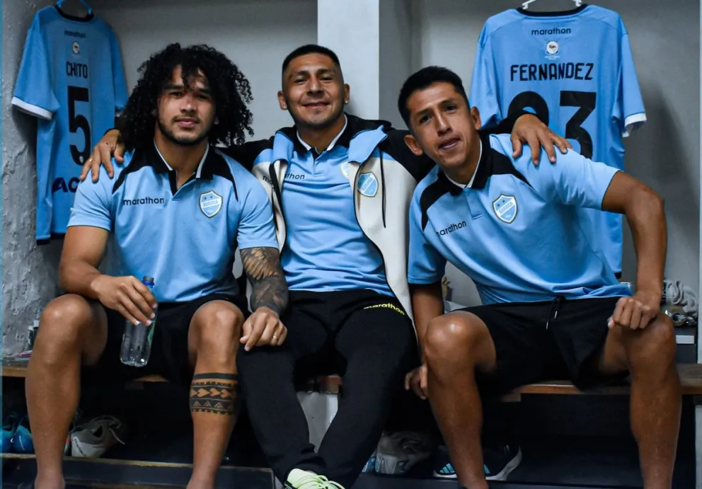 Amarilla, Huayhuata y Sánchez del conjunto de Aurora de Cochabamba. Foto: CA