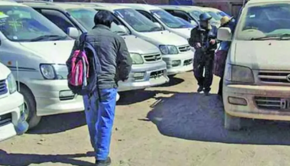 Autos indocumentados en una imagen recogida de redes sociales. 