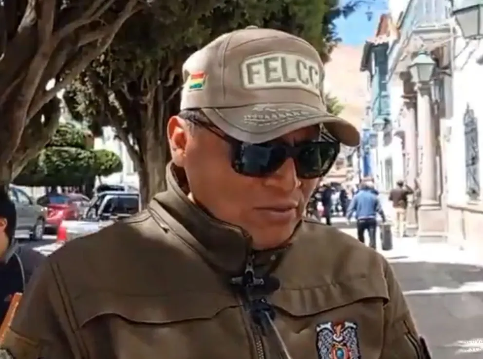 El director de la Felcc de Potosó, Marco Antonio Dávalos, informa sobre el hecho. Foto: Captura de video