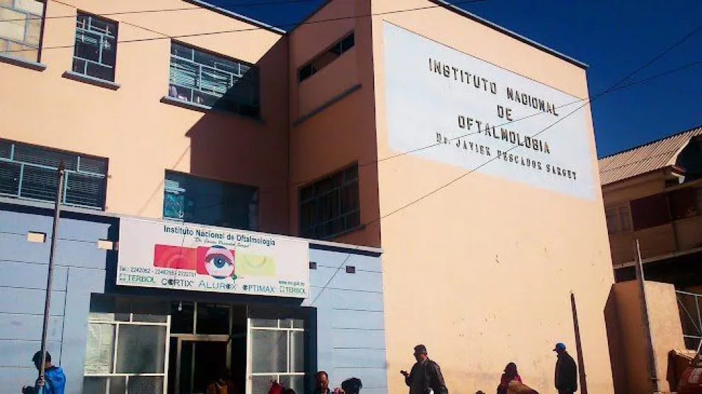 Instalaciones del Instituto Nacional de Oftalmología en el barrio de Miraflores de La Paz. Foto: Sedes