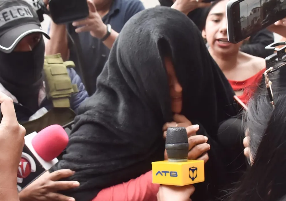 Elba Terán ingresó ayer al penal de San Sebastián de Cochabamba. Foto: APG