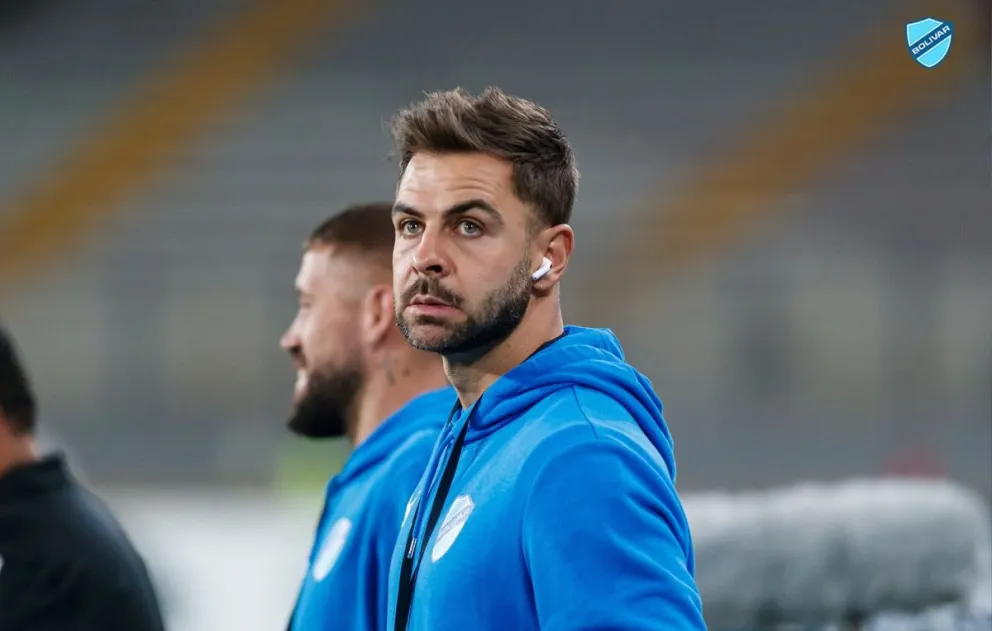 Lanzillotta previo a un partido por la Libertadores. Foto: Club Bolívar.