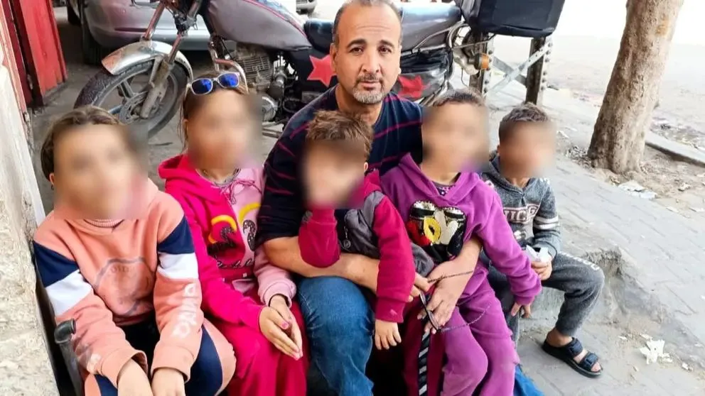 El palestino-boliviano Refaat Alathamna y su familia. Foto; Hispan Tv.