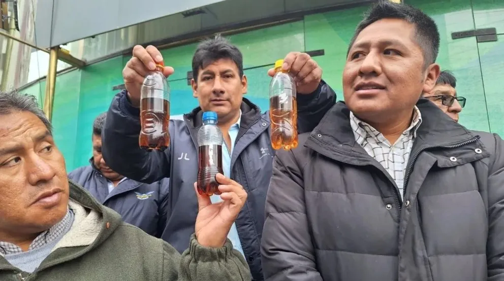 Choferes durante una anterior protesta por la mala calidad del combustible. Foto: Archivo
