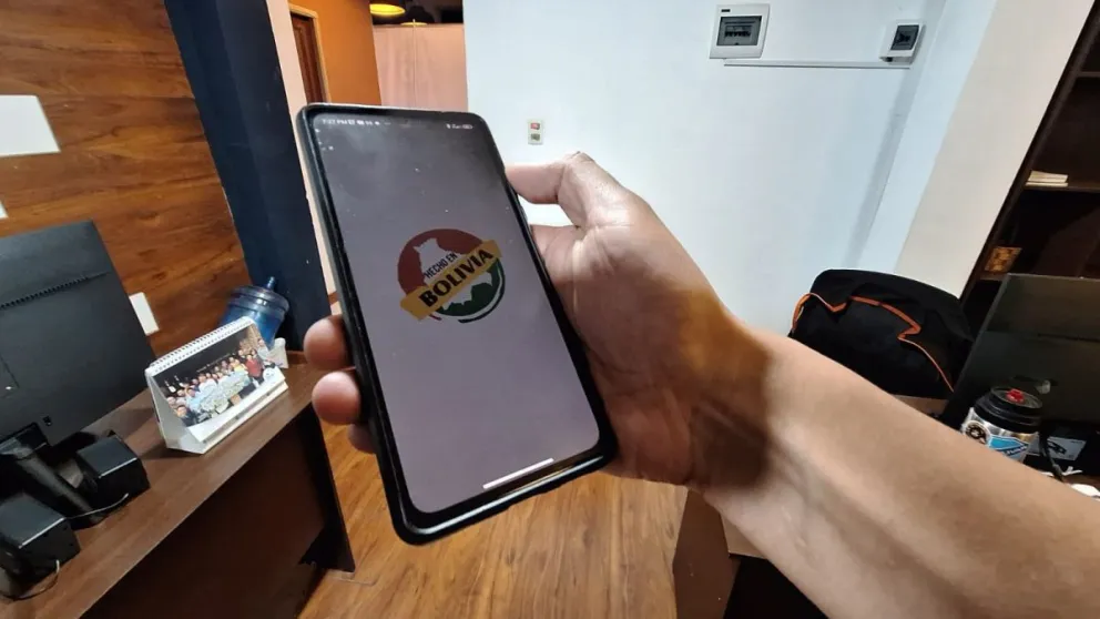 La aplicación “Consume lo Nuestro” es el medio utilizado para el pago del “bono de té”. Foto: Visión 360