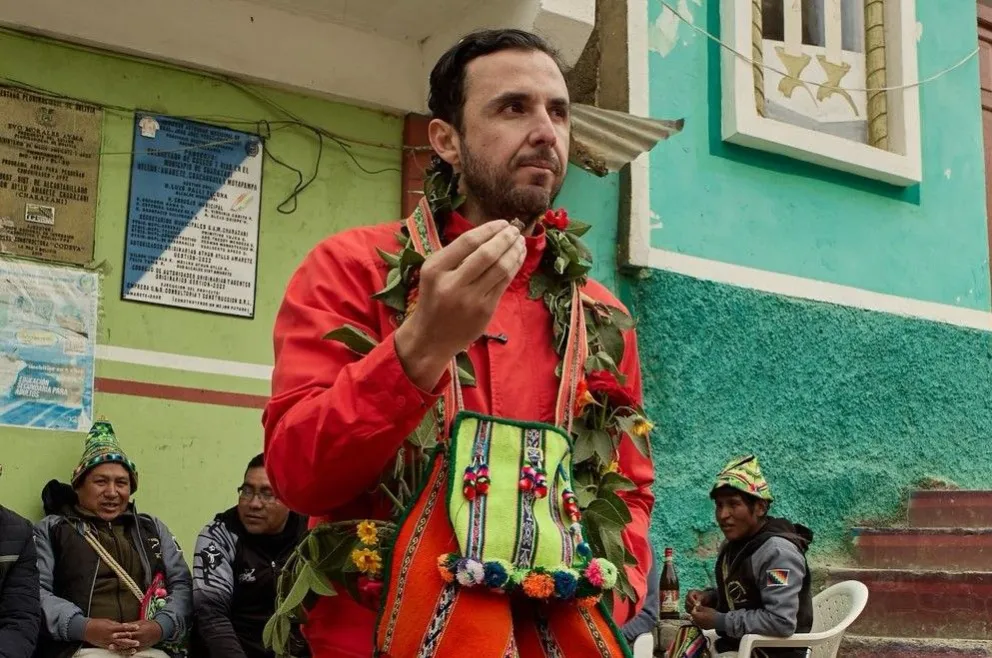 Velasco durante su visita en Amarete, Nación Kallawaya, en el norte de La Paz. Fotos: RRSS del candidato